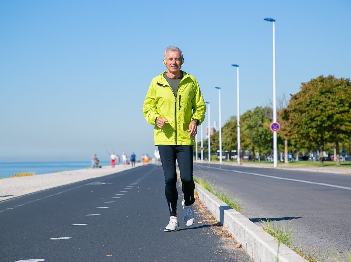 5 Simple Tips to Maximize the Benefits of Your Daily Walks