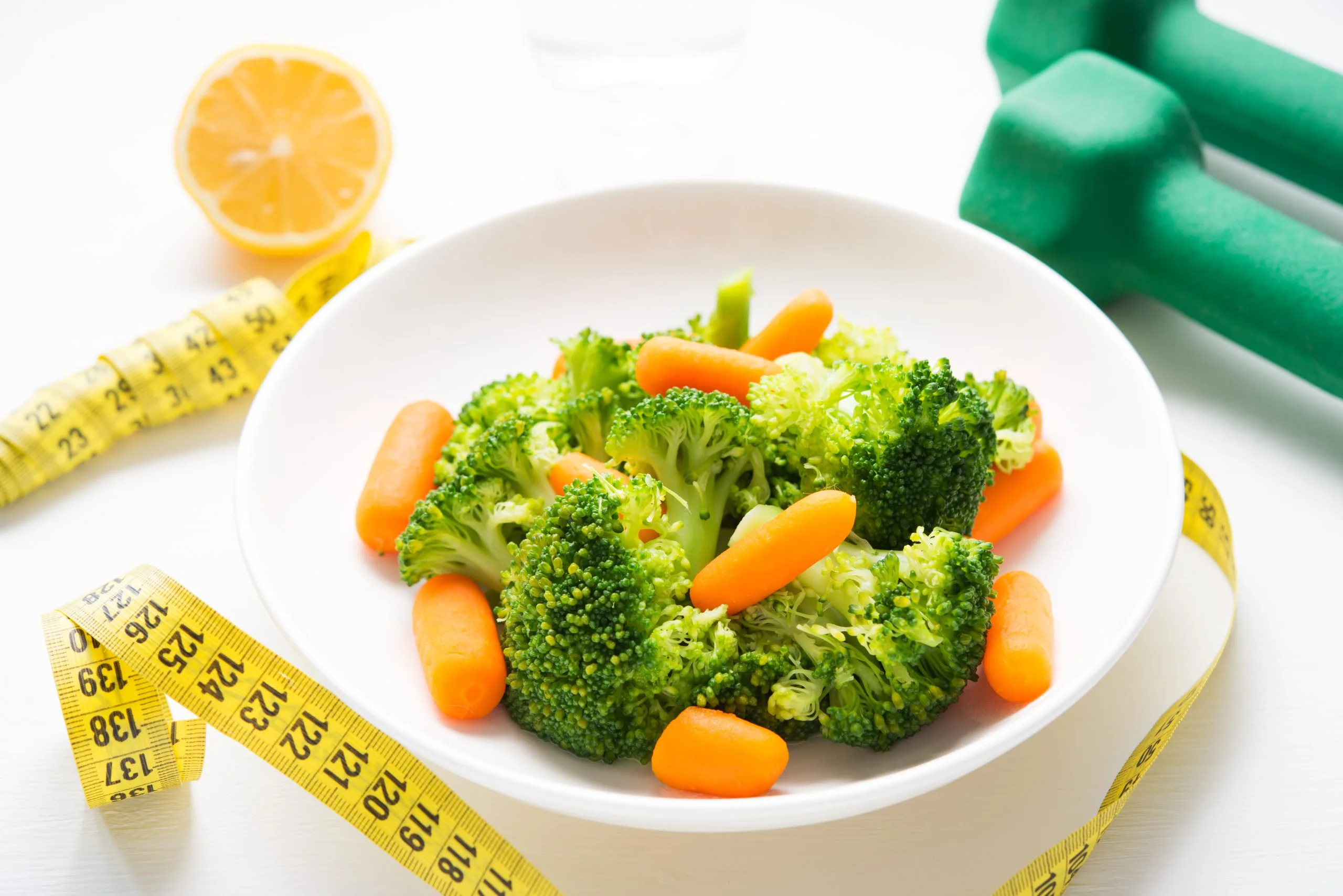 Low-Carb vs. Low-Fat: Which Diet is Best?
