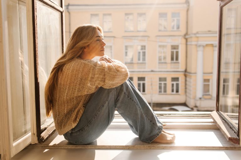 The Loneliness Epidemic: How Isolation Rewires the Brain, Weakens Immunity, and Shapes Modern Health