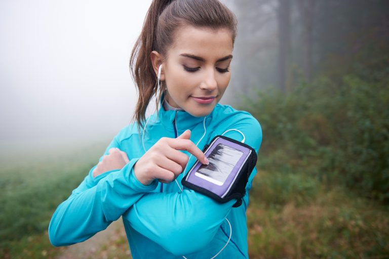 Digital health: How wearables & health apps improve everyday well-being