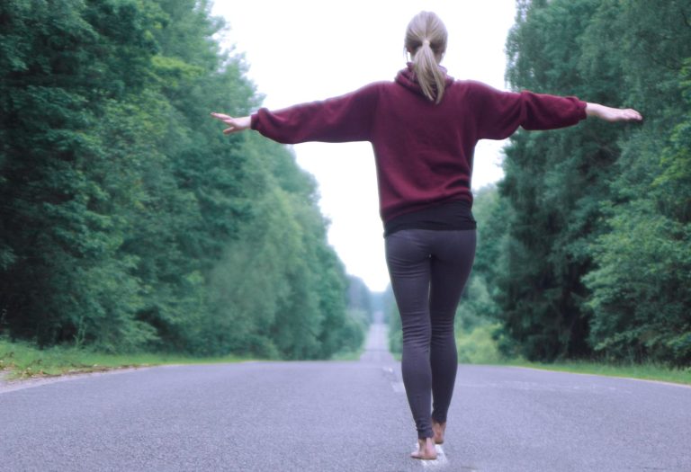 Benefits of standing vs. a sedentary lifestyle