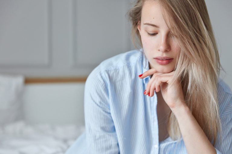 Hormones & stress: How they are connected and how to manage them