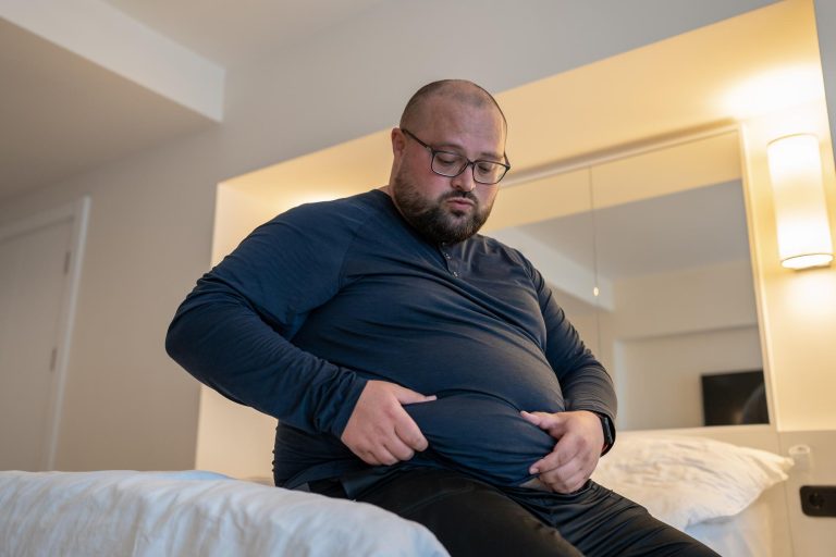 Cortisol and fat: How stress blocks weight loss
