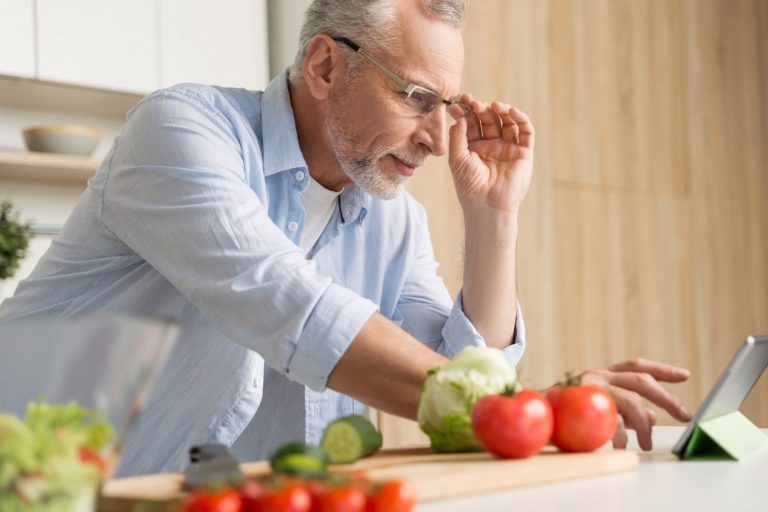 Most common nutrient deficiencies in men