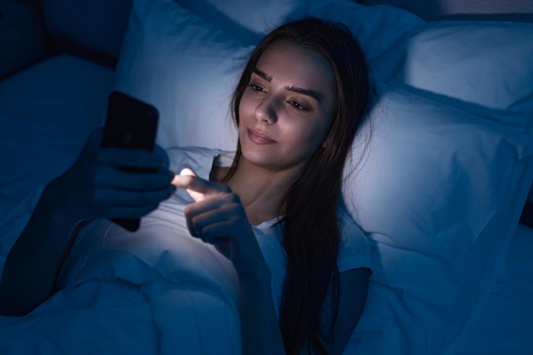 Why scrolling at night feels hard to stop