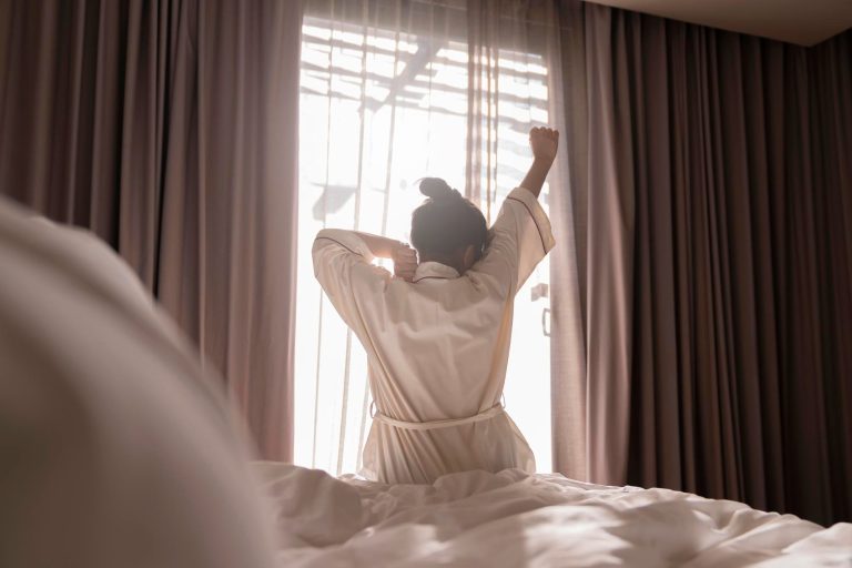 Why weekend sleep schedules affect energy